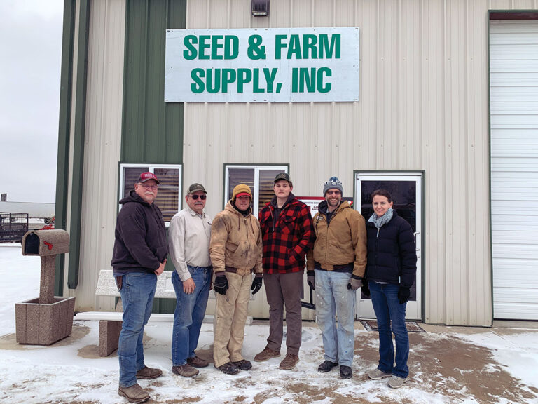 Service and Community Ozarks Farm & Neighbor Newspaper